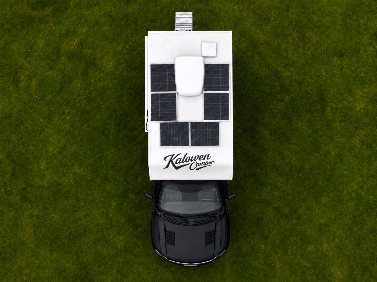 Kalowen camper roof equipped with multiple solar panels